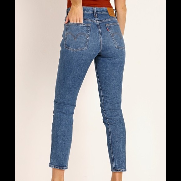 Levi’s Wedgie Icon Jeans - Picture 4 of 12